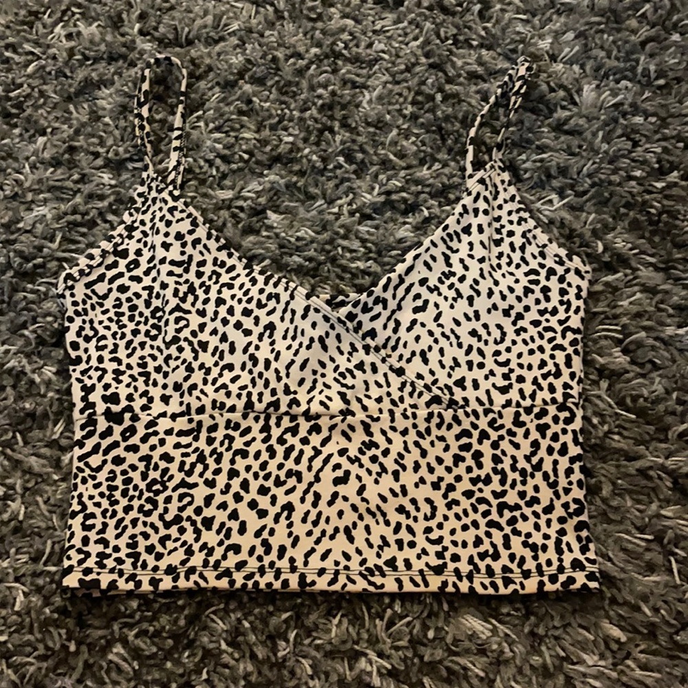 shein leopard print crop top!